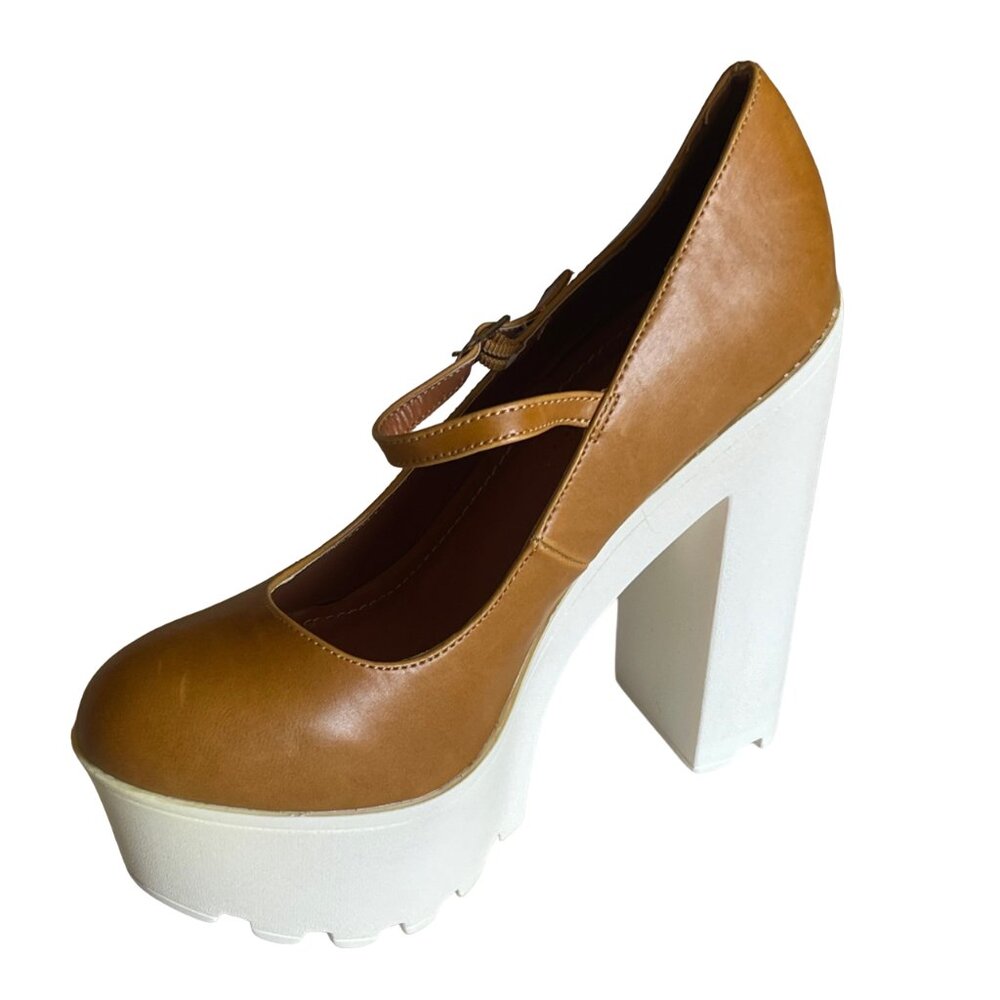Shoe Republic Two-Tone Tan & White Lug Sole Chunky Platform Mary Janes Shoes - Picture 6 of 8
